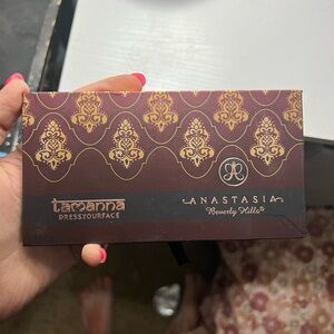 Anastasia Beverly Hills Tamanna Palette